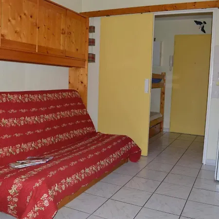Calme Et A Aygulf, A 300m, Marche Provencal A Pied, 3 Couchages. - Fr-1-226a-107 Apartment